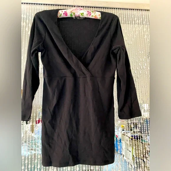 VICTORIA SECRET WRAP FRONT SHIRT NWOT - Picture 4 of 4